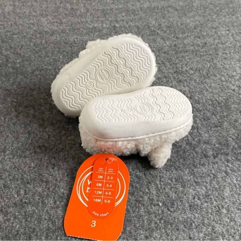 Lamb Slippers Wonder Nation Baby Shoes Size 3 White Pink Easy Slip On/Off‎ New
